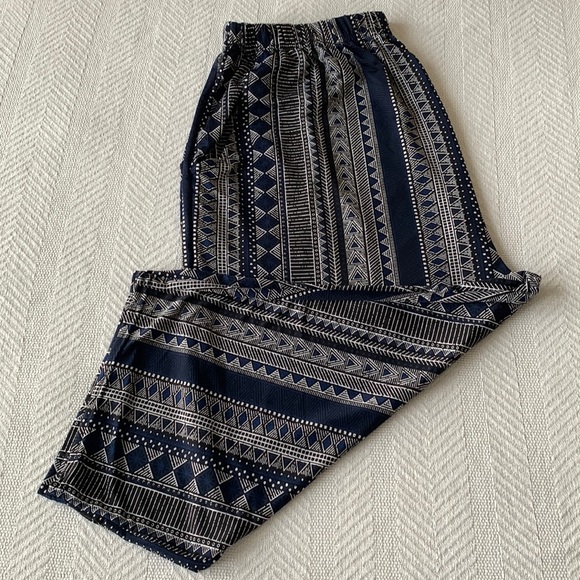 Women’s chiffon pajamas shorts. - Picture 2 of 6